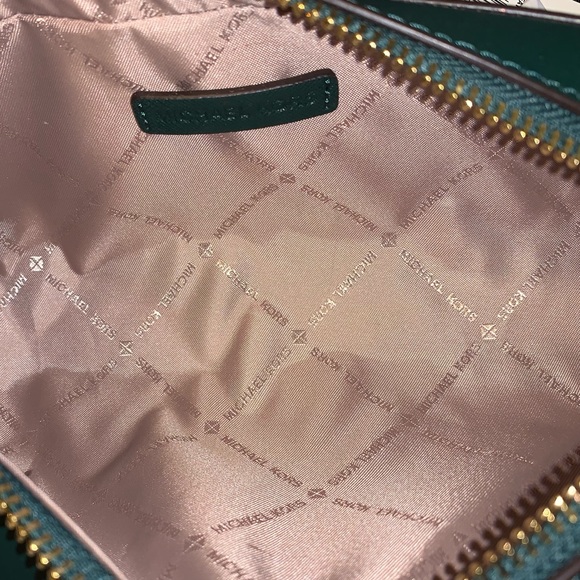 MICHAEL KORS COSMETIC/PENCIL CASE - Picture 4 of 5